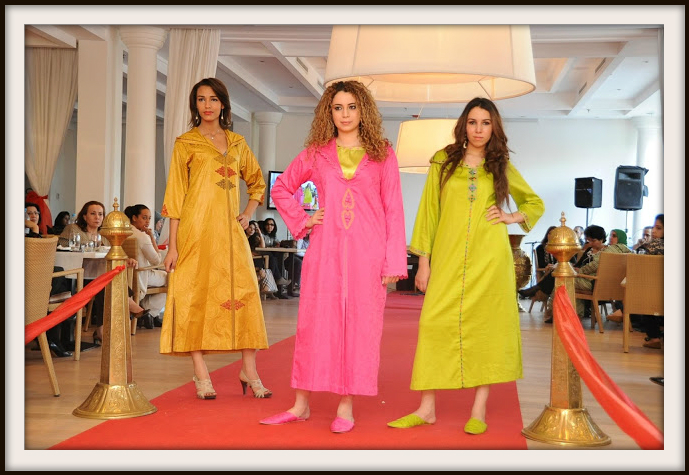 Djellaba Marocaine haute couture jaune te rose mode 2016